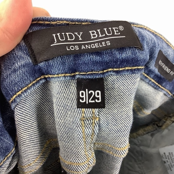 Judy Blue High Waist Distressed Boyfriend Fit Jeans 88404 - Picture 4 of 6